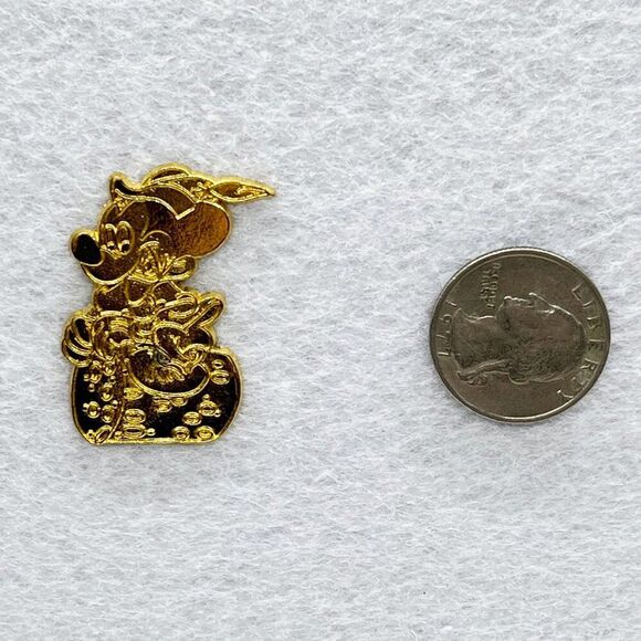🔮 5/$25 Disney Gold Mickey And The Beanstalk Pin - Picture 2 of 2